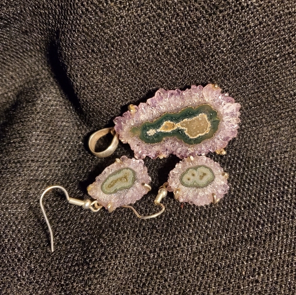 Sterling & Amethyst Geode earrings & pendant set - Picture 3 of 4
